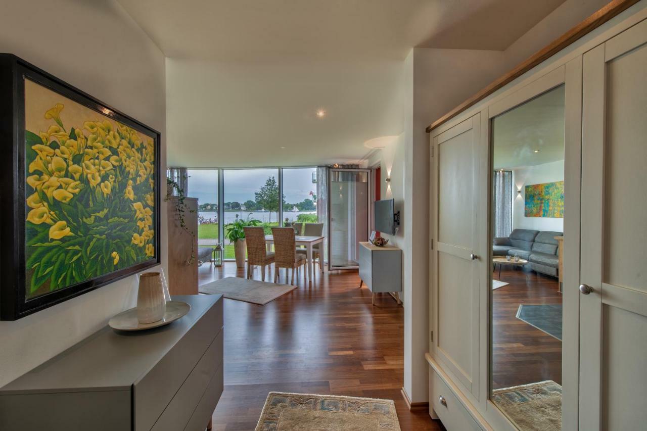 Ferienwohnung "Myharbourfront", Luxurioeses Wohnen An Der Hafenmole Rostock Exterior foto